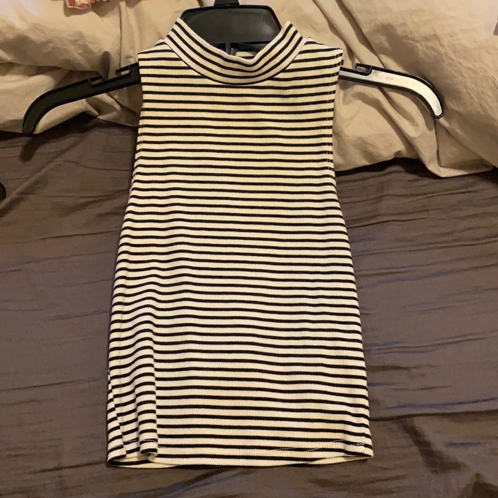 High neck tank top